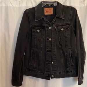 Black Levi’s Denim Trucker Jacket
